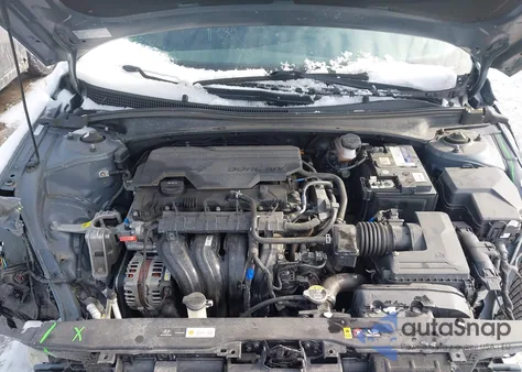 2021 Hyundai Elantra Sel from USA, damaged, VIN KMHLS4AG7MU122102